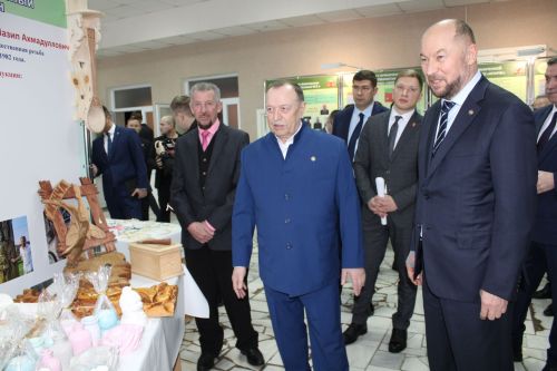 Татарстан Рәисе Администрациясе җитәкчесе Әсгать Сәфәров эшлекле сәфәр белән Теләче районында