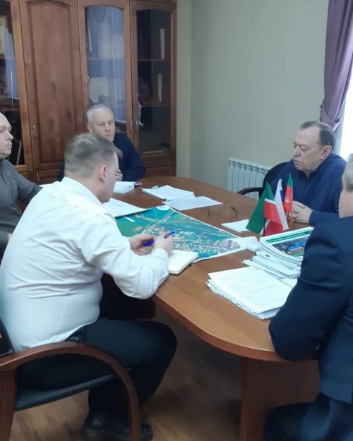 Сөтчелек комплексын төзү буенча проект эшләре анализланды