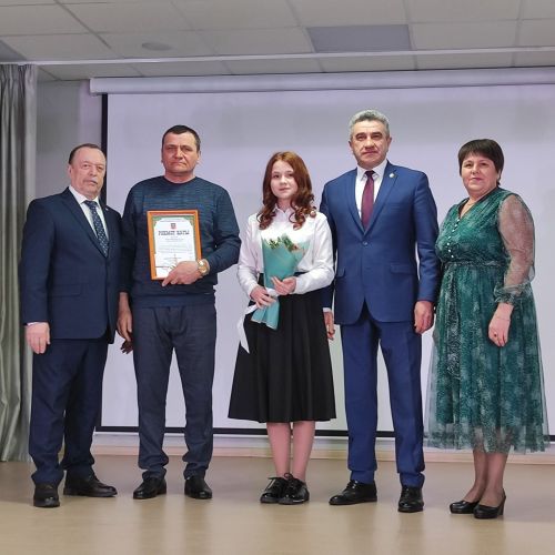 Татарстан Республикасының Мәгариф һәм фән министры Илсур Һадиуллин районга эш сәфәре белән килде