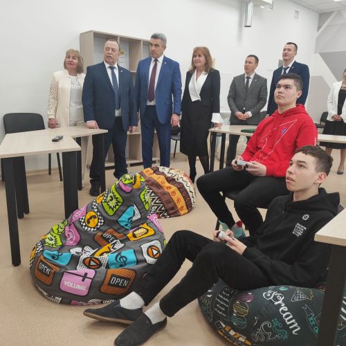 Татарстан Республикасының Мәгариф һәм фән министры Илсур Һадиуллин районга эш сәфәре белән килде