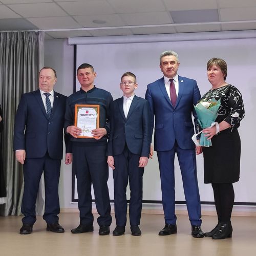 Татарстан Республикасының Мәгариф һәм фән министры Илсур Һадиуллин районга эш сәфәре белән килде