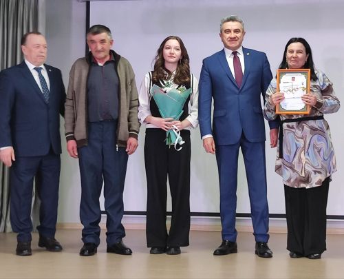Татарстан Республикасының Мәгариф һәм фән министры Илсур Һадиуллин районга эш сәфәре белән килде