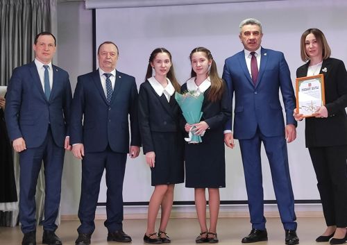Татарстан Республикасының Мәгариф һәм фән министры Илсур Һадиуллин районга эш сәфәре белән килде