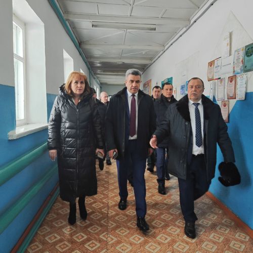 Татарстан Республикасының Мәгариф һәм фән министры Илсур Һадиуллин районга эш сәфәре белән килде