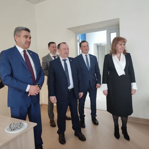 Татарстан Республикасының Мәгариф һәм фән министры Илсур Һадиуллин районга эш сәфәре белән килде