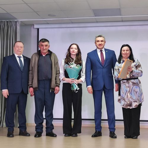 Татарстан Республикасының Мәгариф һәм фән министры Илсур Һадиуллин районга эш сәфәре белән килде
