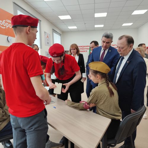 Татарстан Республикасының Мәгариф һәм фән министры Илсур Һадиуллин районга эш сәфәре белән килде