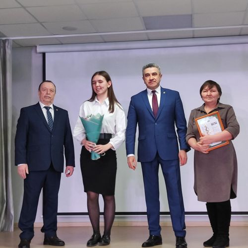 Татарстан Республикасының Мәгариф һәм фән министры Илсур Һадиуллин районга эш сәфәре белән килде