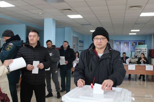 Сайлаулар Теләче авылының 2670 нче сайлау участогында да башланып китте