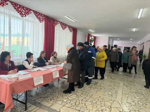 Сайлау участогы гөрләп тора