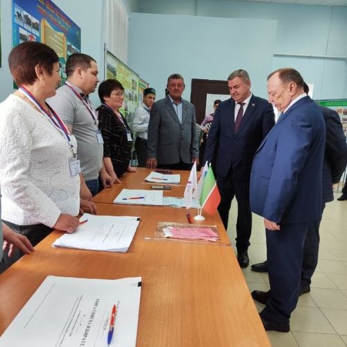 Сайлаучыларны гармунчылар каршы ала