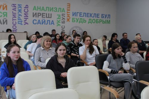 «Әйдә шаярт!» уенының район этабы узды
