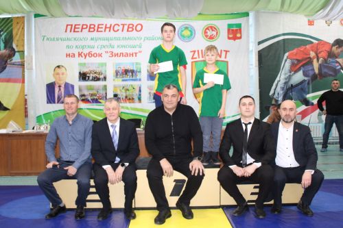 «Зилант» кубогына көрәш турниры үтте