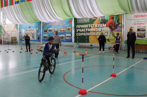 “Хәвефсез тәгәрмәч” бәйгесенең район этабы бара
