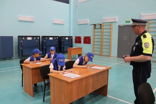 “Хәвефсез тәгәрмәч” бәйгесенең район этабы бара