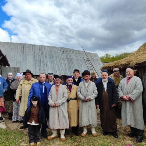 Кино төшерү дәвам итә