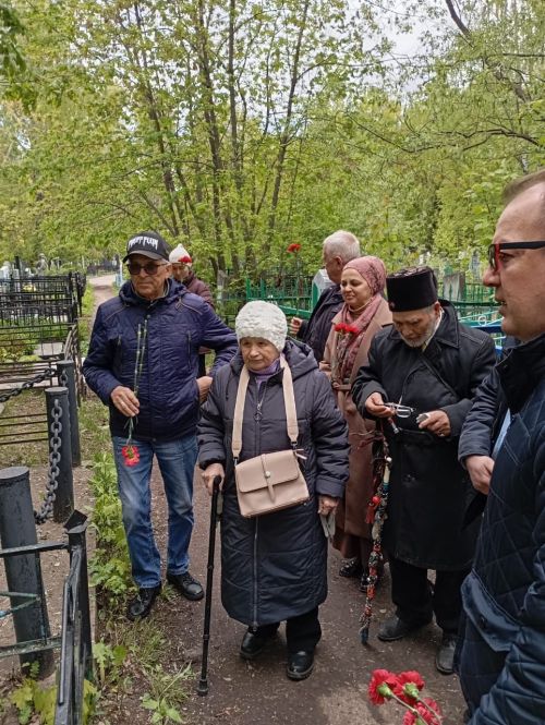 Таһир Якуповны искә алдылар