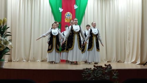 «Ләйсән» бию төркеменең отчет концерты булып узган