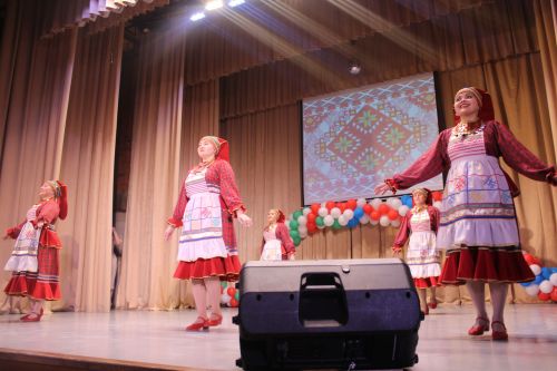 Гаилә көне уңаеннан бәйрәм тамашасы
