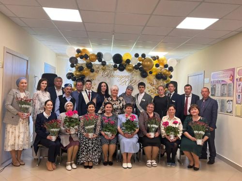Соңгы кыңгырау бәйрәме мәңгегә шатлыклы хатирә булып калсын!