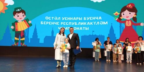 Өстәл уеннары буенча беренче республикакүләм чемпионатында катнаштылар