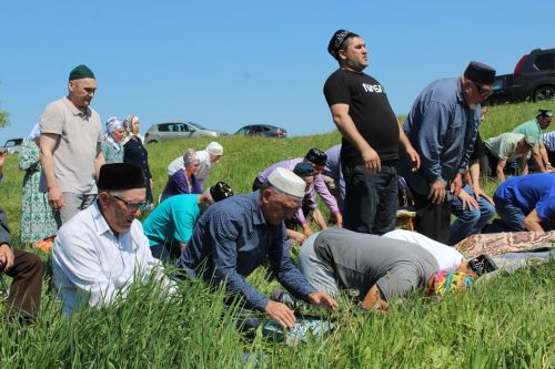 Әрвахларны дога белән искә алдылар