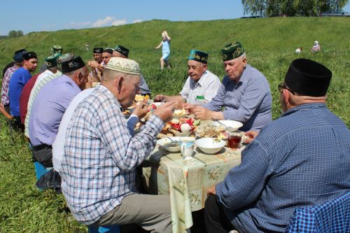 Әрвахларны дога белән искә алдылар