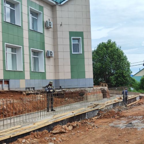 Районның актларны теркәү секторы биләмәсен төзекләндерү эшләре бара