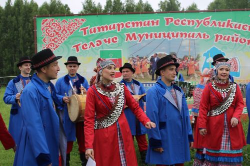 Сәхнә яныннан кеше өзелмәде