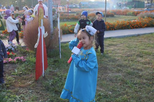 Күңелле бәйрәмдә