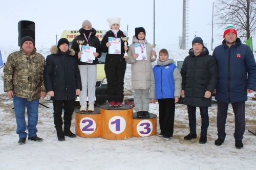 Яшь картингчылар көч сынашты