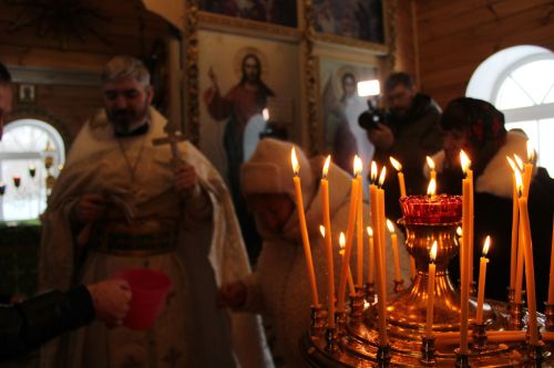 Бәке тишеп су коендылар