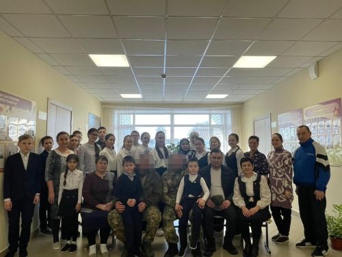 Махсус хәрби операция зонасыннан вакытлыча ялга кайткан егетләр белән очрашу үткәрелде