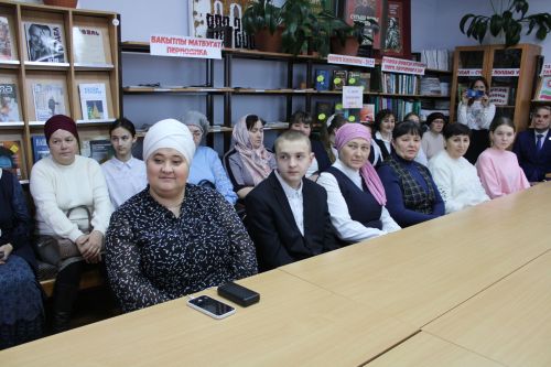 Күренекле шәхесләребезне искә алдык