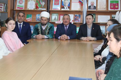 Күренекле шәхесләребезне искә алдык