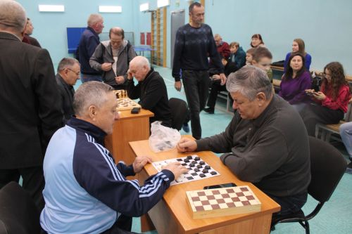 Теләчедә шахмат-шашка ярышлары бара