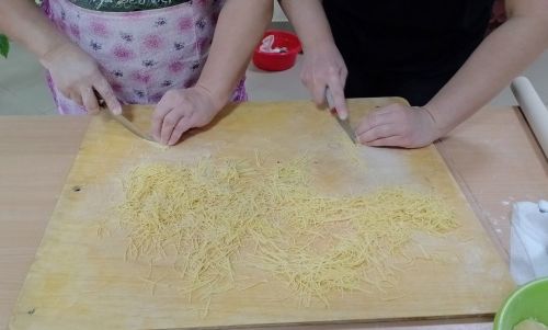Гөлфия Мөхәммәтшина: «Барлык апаларга олы рәхмәтләребезне җиткерәбез»