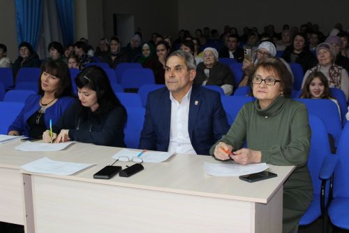 Яшьләр кабат имтихан тотты