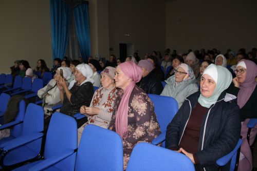 Яшьләр кабат имтихан тотты