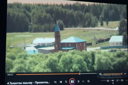 Яшьләр кабат имтихан тотты