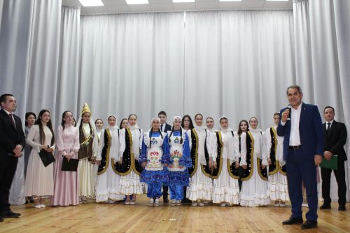 Яшьләр кабат имтихан тотты