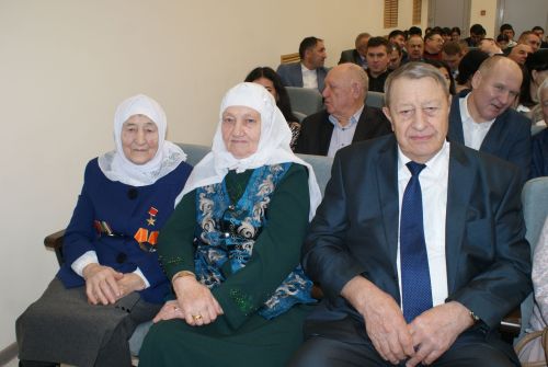 «Яшик әле, Теләче» дип исемләнгән китап тәкьдим итү кичәсе булды