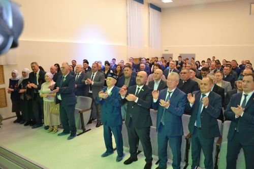 «Яшик әле, Теләче» дип исемләнгән китап тәкьдим итү кичәсе булды