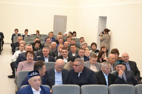 «Яшик әле, Теләче» дип исемләнгән китап тәкьдим итү кичәсе булды