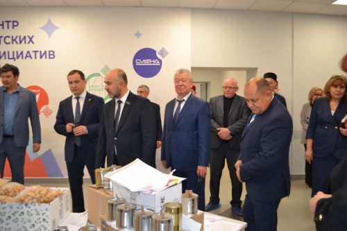 «Яшик әле, Теләче» дип исемләнгән китап тәкьдим итү кичәсе булды