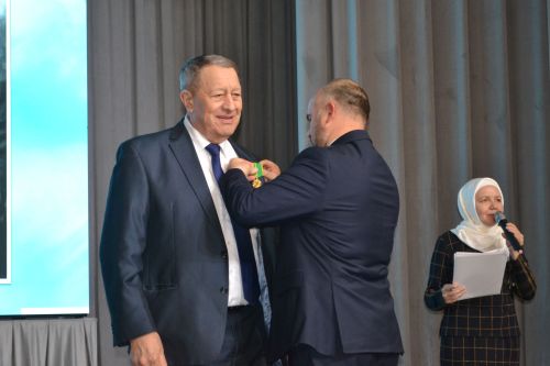 «Яшик әле, Теләче» дип исемләнгән китап тәкьдим итү кичәсе булды