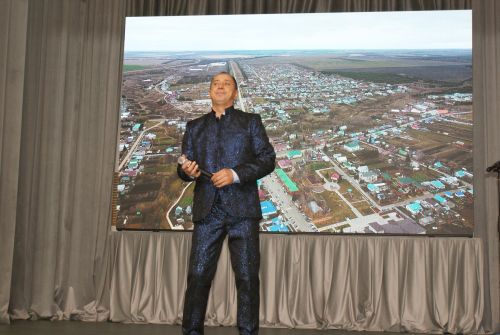 «Яшик әле, Теләче» дип исемләнгән китап тәкьдим итү кичәсе булды