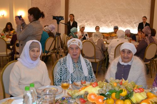Районда Халыкара Әниләр көненә багышланган чара узды