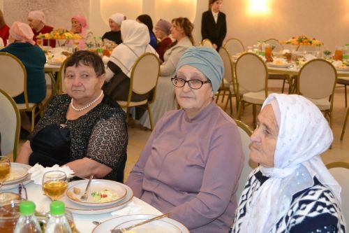 Районда Халыкара Әниләр көненә багышланган чара узды