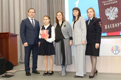 Паспортлар тапшырылды